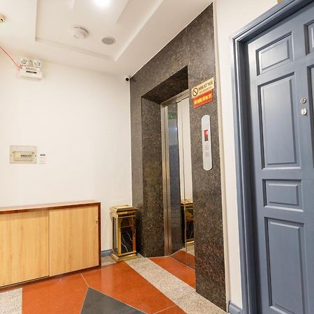 A25 Hotel - 14 Luong Huu Khanh Хошимин Экстерьер фото