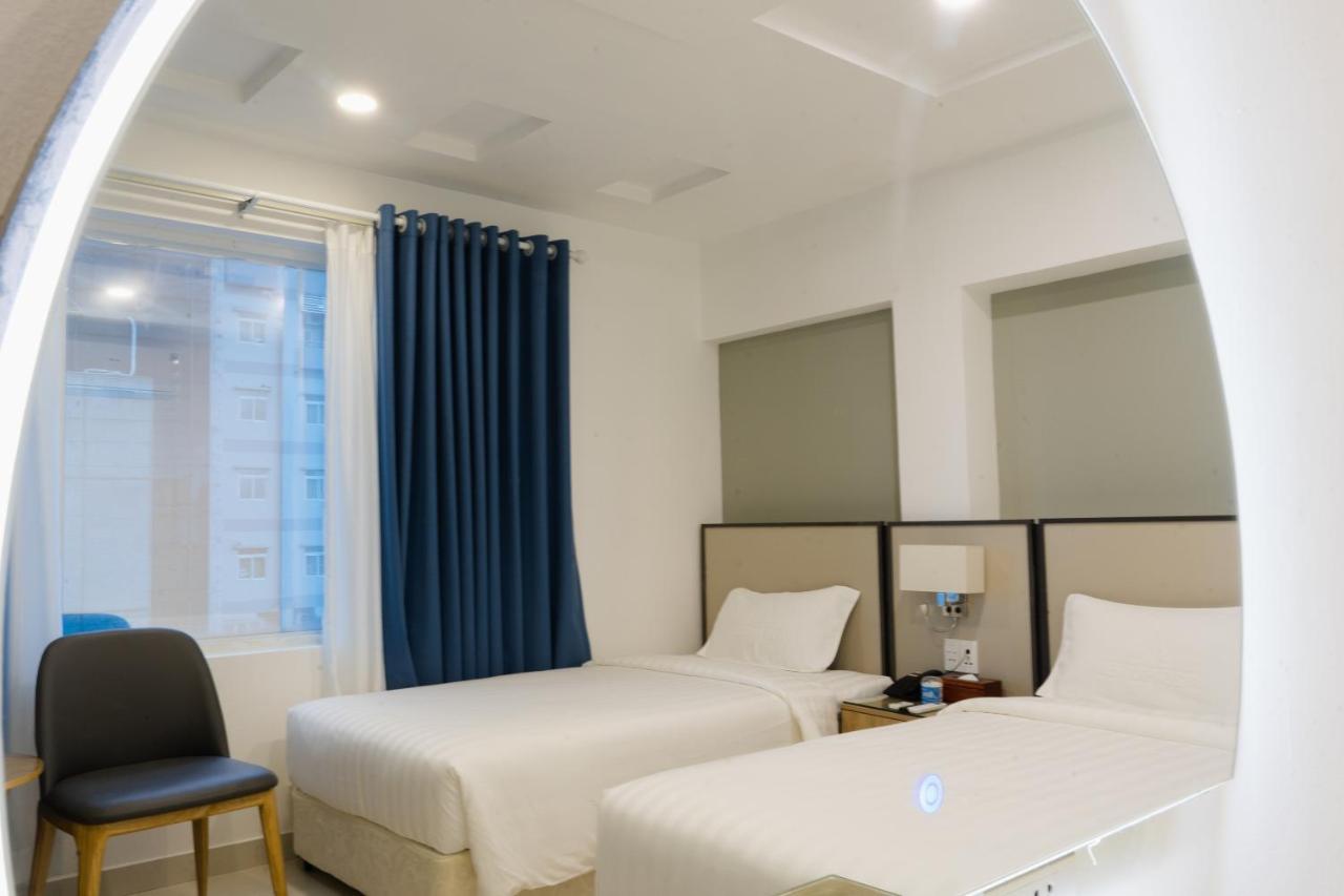 A25 Hotel - 14 Luong Huu Khanh Хошимин Экстерьер фото