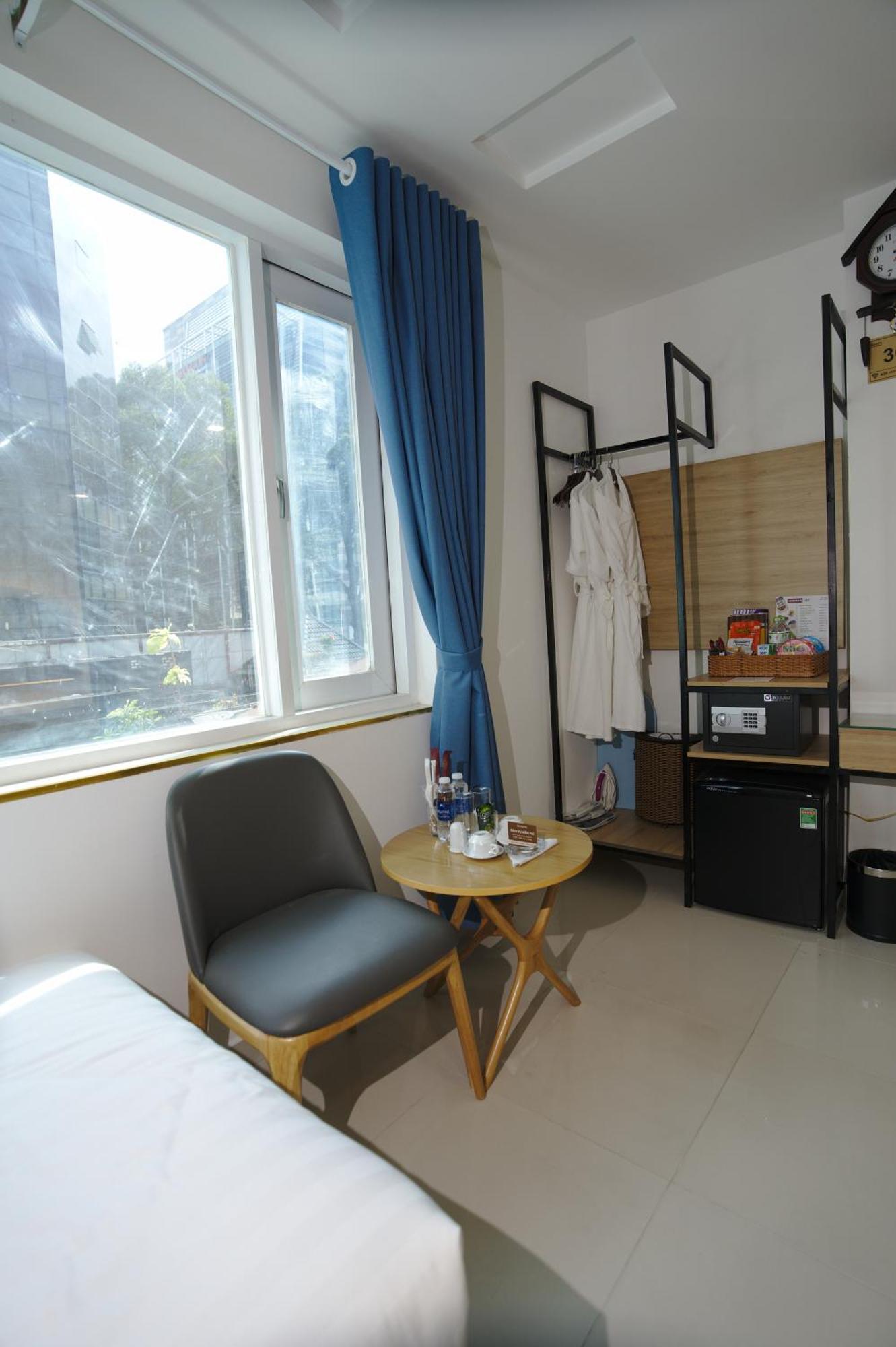 A25 Hotel - 14 Luong Huu Khanh Хошимин Экстерьер фото