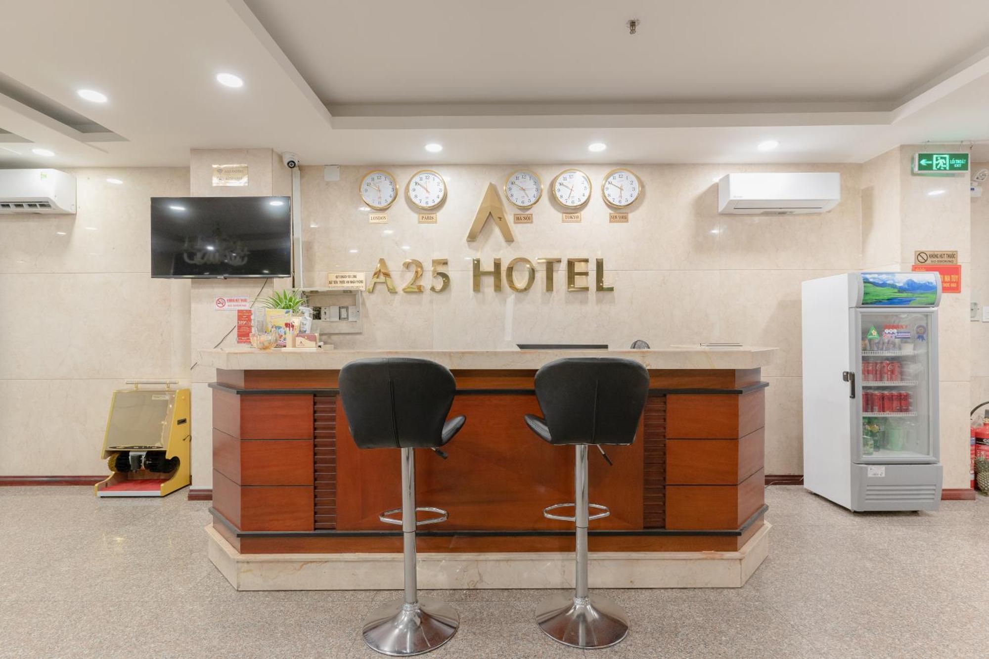 A25 Hotel - 14 Luong Huu Khanh Хошимин Экстерьер фото